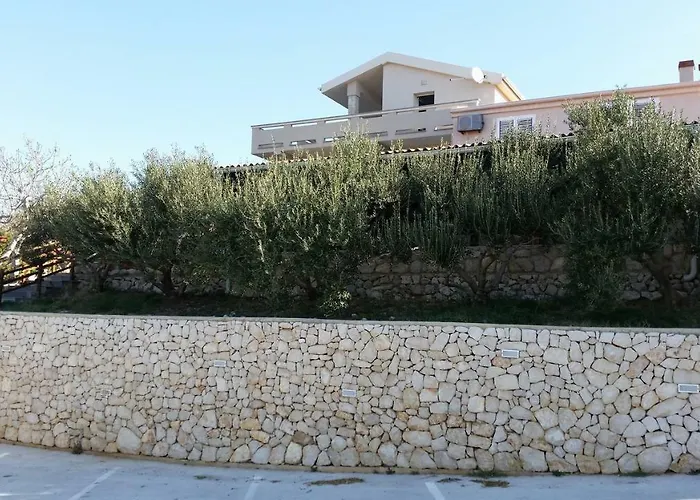 Apartments With A Parking Space Kolan, Pag - 16482